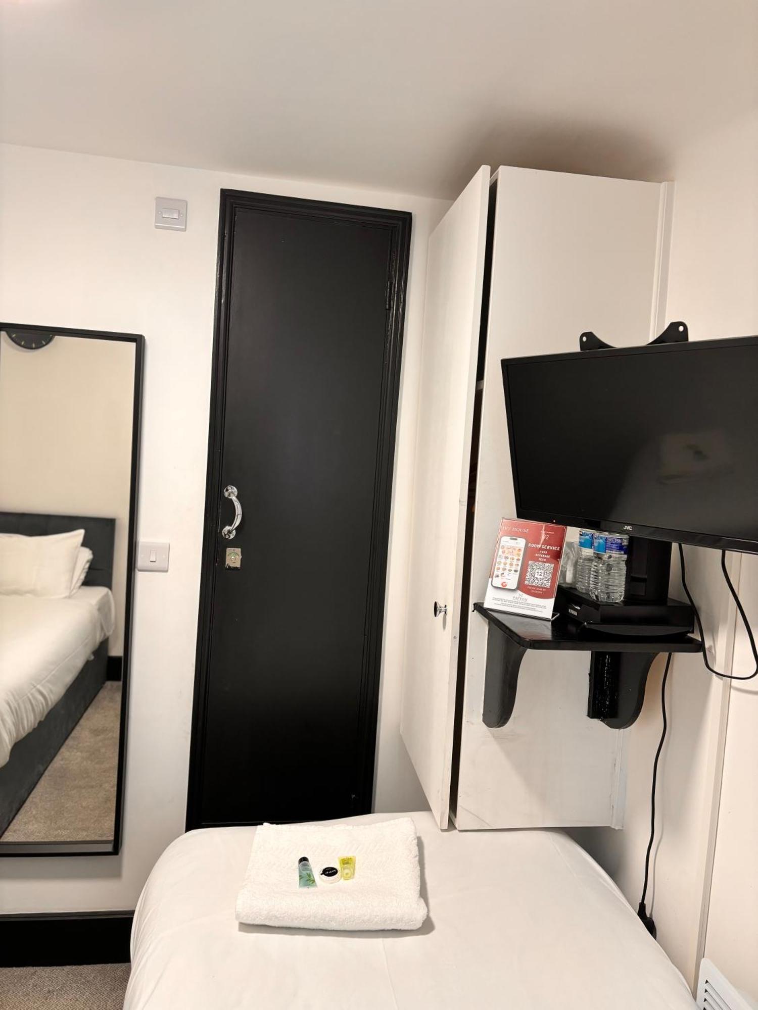 Ivy House Hotel Лондон Екстериор снимка